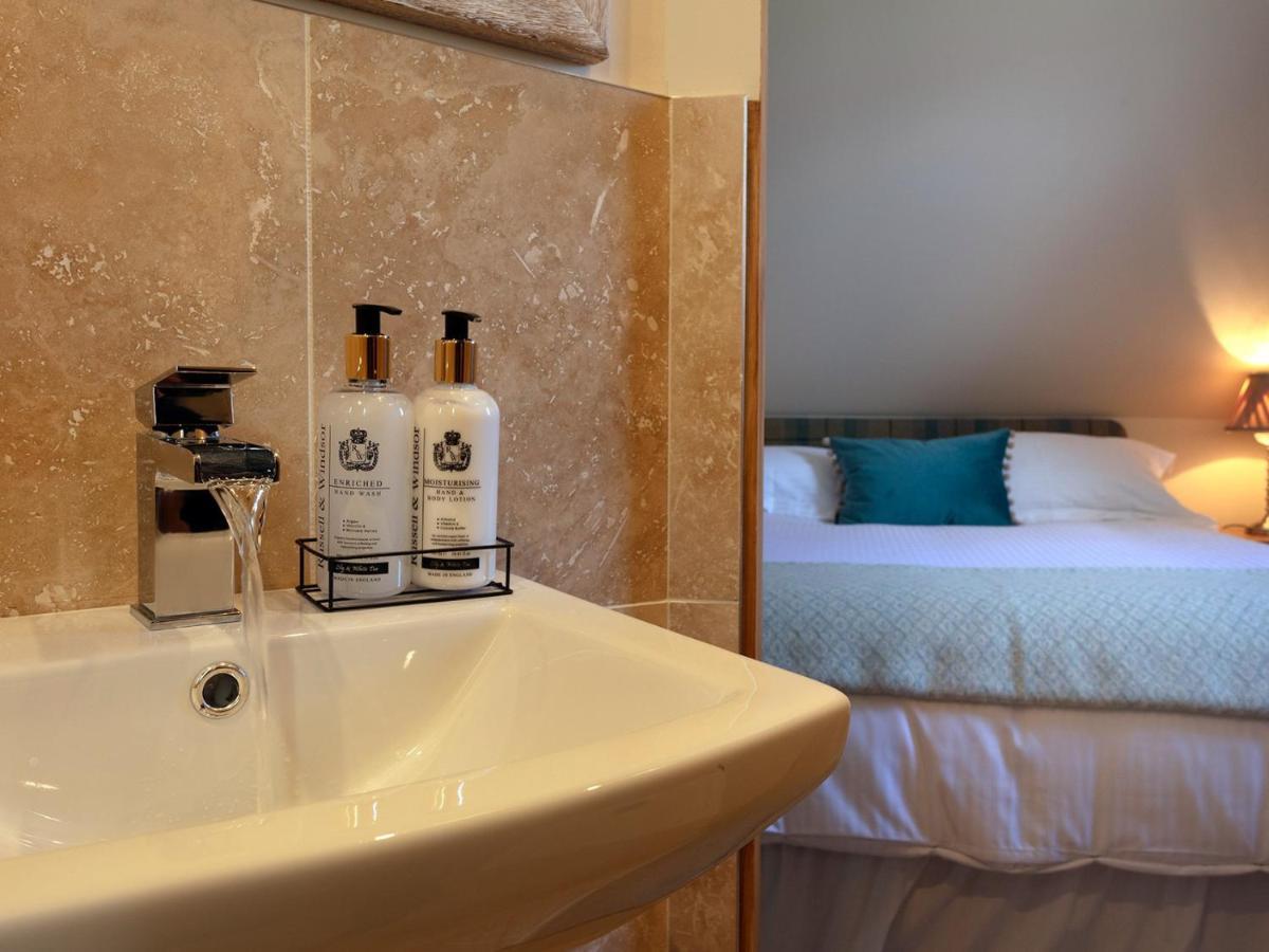 The Birches Bed & Breakfast Dundonnell Bagian luar foto